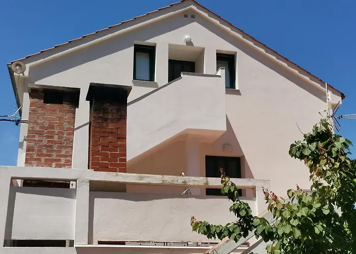 Porat 2 * Ugljan
